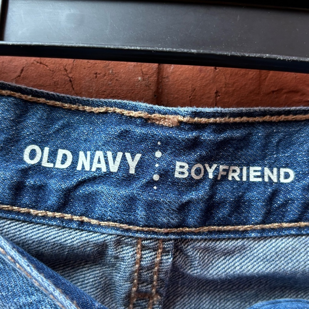 Old Navy Womens 10 Boyfriend Long Denim Blue Jeans Shorts - Picture 6 of 10